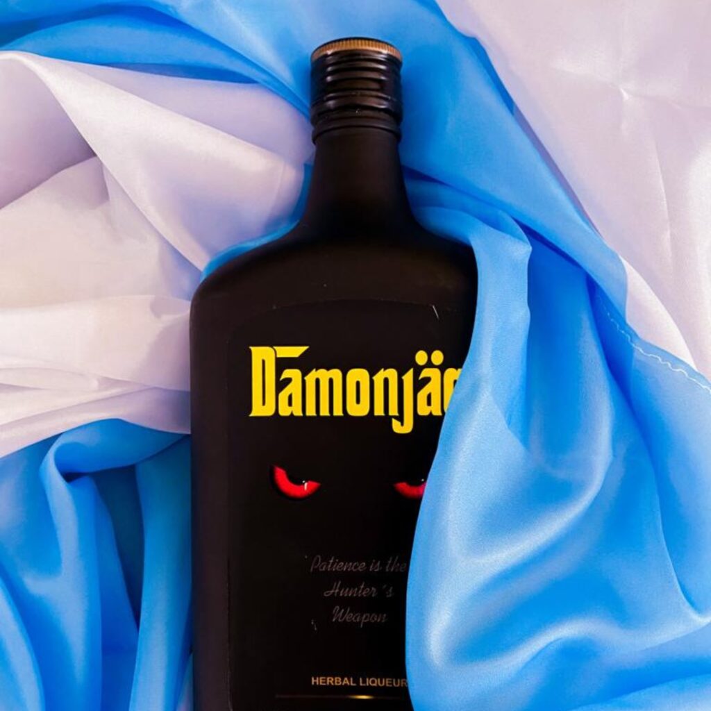Damonjäg 1000ml + 2 Vasos Shot con estuche - Gift Pack